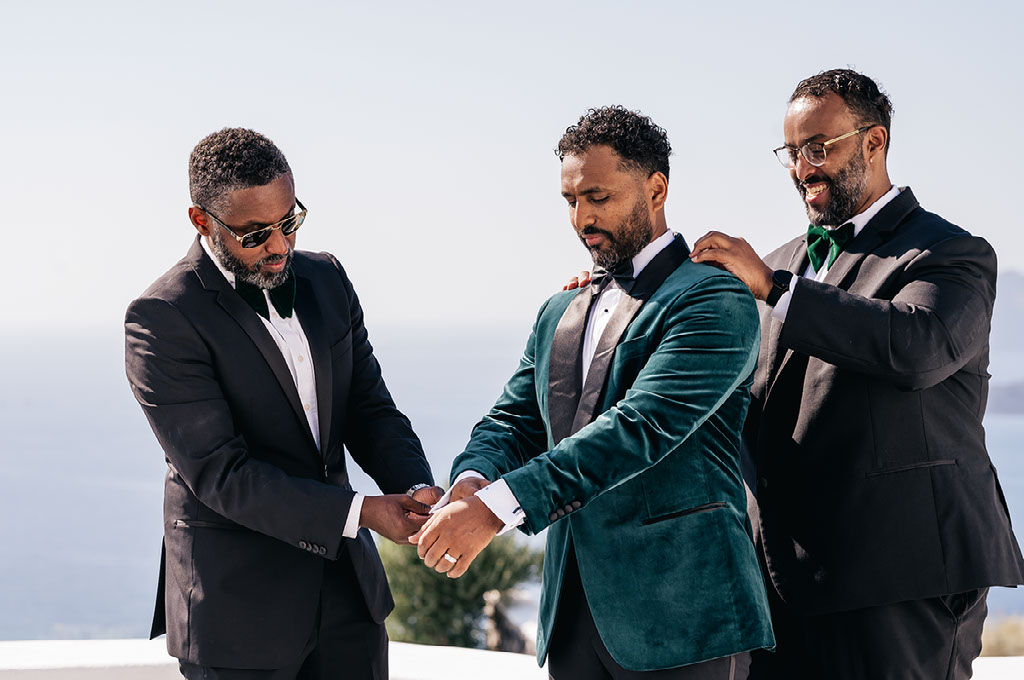 Makki and Yonathin's Santorini wedding — photograph 10 by Stanlo Photography